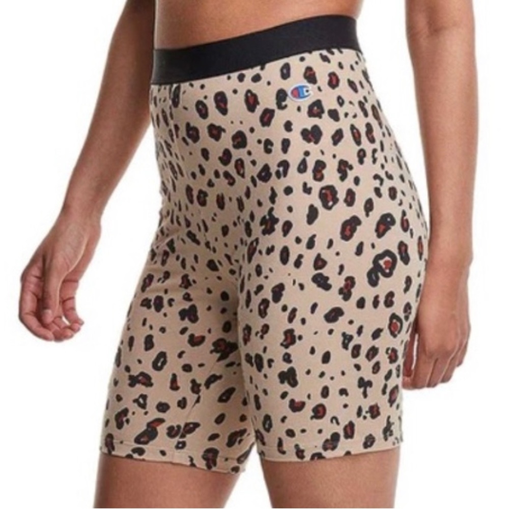✨Champion✨Everyday Biker Shorts in Leopard Print Size M